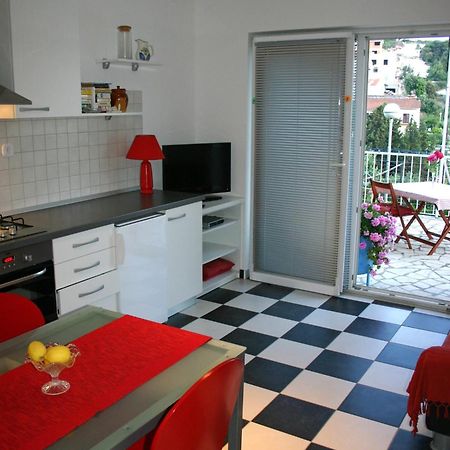 Апартаменти Cozy New Flat For 2 Or 3 Хвар Екстер'єр фото