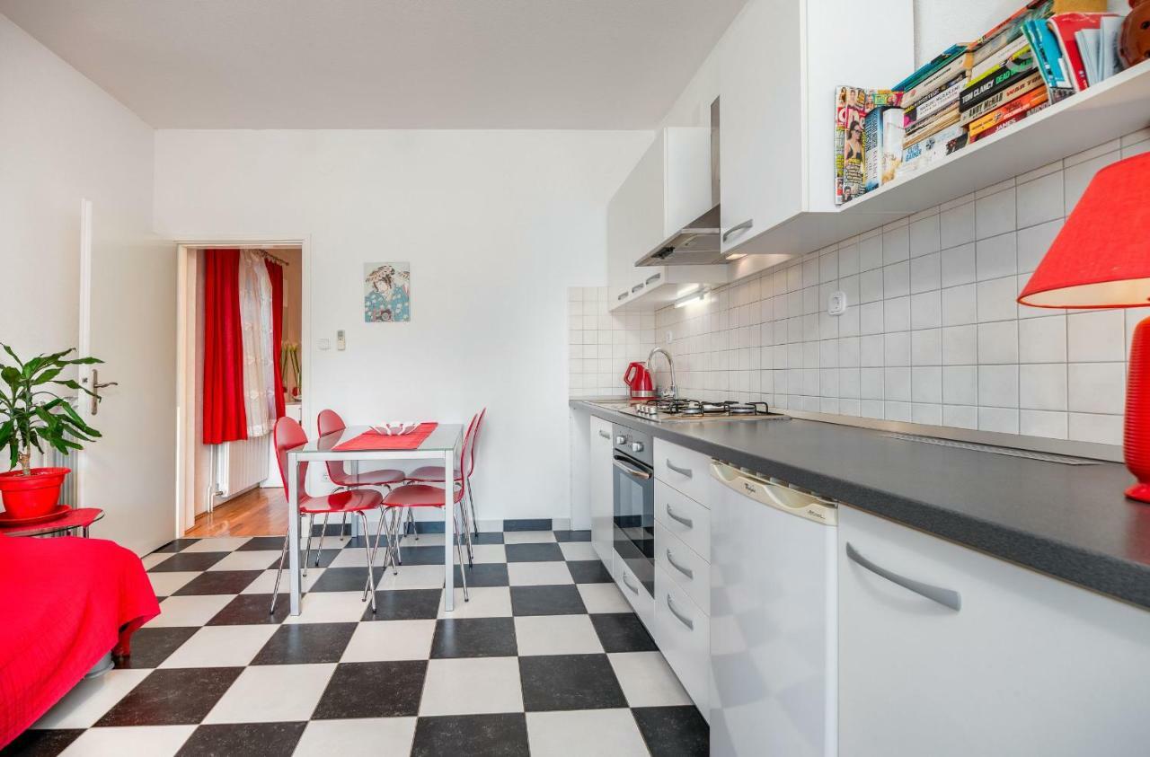 Апартаменти Cozy New Flat For 2 Or 3 Хвар Екстер'єр фото