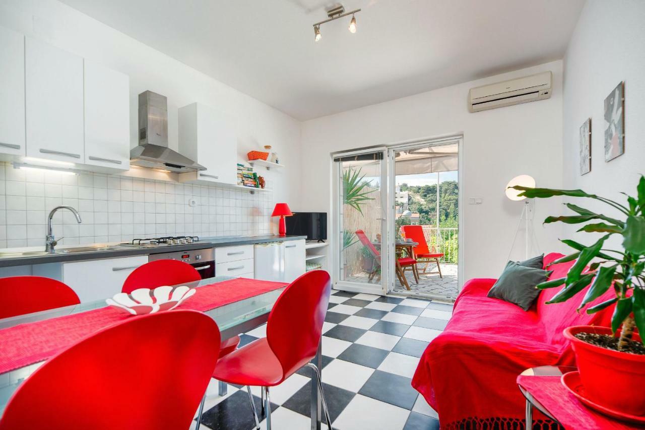 Апартаменти Cozy New Flat For 2 Or 3 Хвар Екстер'єр фото