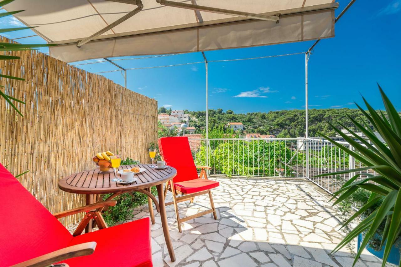 Апартаменти Cozy New Flat For 2 Or 3 Хвар Екстер'єр фото
