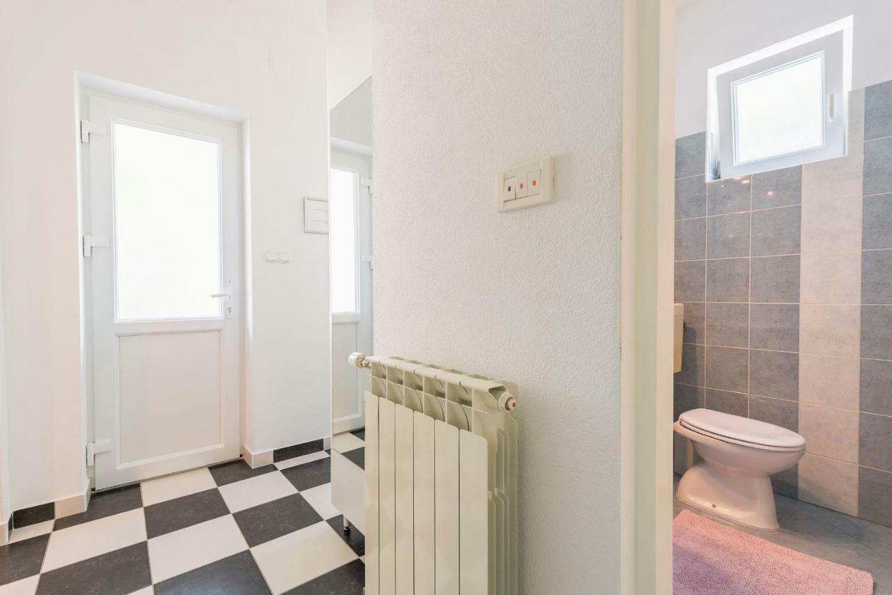 Апартаменти Cozy New Flat For 2 Or 3 Хвар Екстер'єр фото