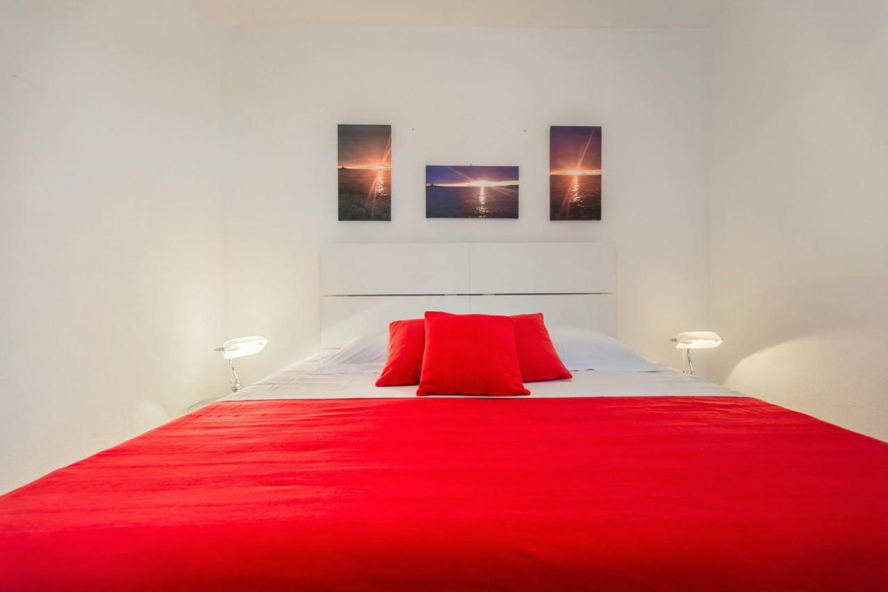 Апартаменти Cozy New Flat For 2 Or 3 Хвар Екстер'єр фото